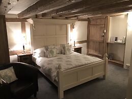 Random Hall Hotel