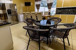 Aura Guest House