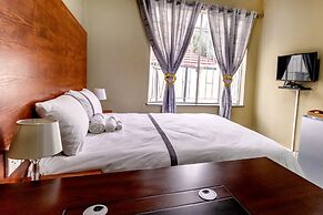 Aura Guest House