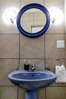 Aura Guest House