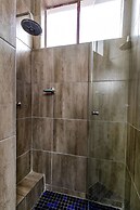 Aura Guest House
