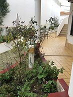 Quartos e Apartamentos Atalaia