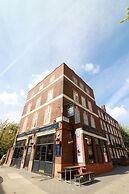 Three Falcons Hotel