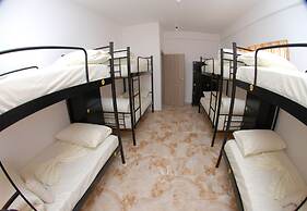 Sunset Hostel