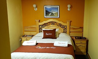 Hotel Morales