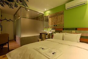 Hwagok Lush Hotel