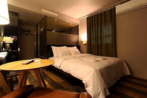 Hwagok Lush Hotel