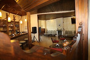 Douma Hotel