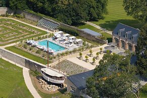 Domaine De Locguénolé & Spa