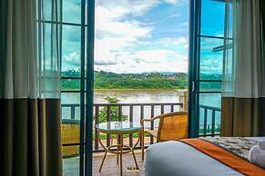 Chiangkhong Teak Garden Riverfront Onsen Hotel