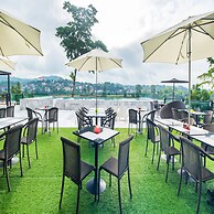 Chiangkhong Teak Garden Riverfront Onsen Hotel