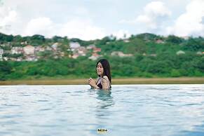 Chiangkhong Teak Garden Riverfront Onsen Hotel