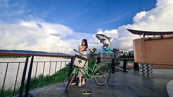 Chiangkhong Teak Garden Riverfront Onsen Hotel