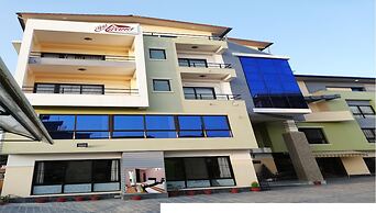 Hotel Awana