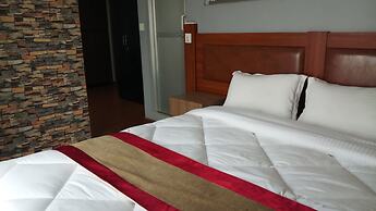 Hotel Awana
