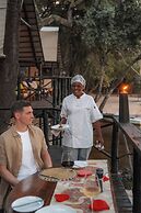 Ichingo Chobe River Lodge