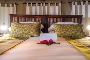 Ichingo Chobe River Lodge