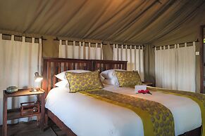 Ichingo Chobe River Lodge