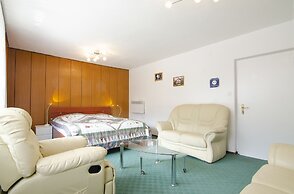 Apartments & Rooms Banich