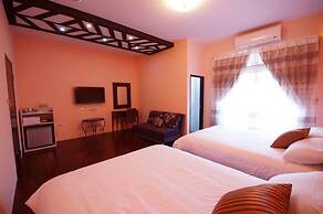 Man Lu B&B