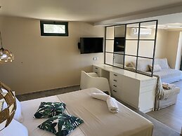 Papaduke House Kalives-Chania - Panoramic Sea View