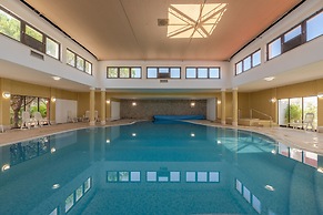 Golden Club Cabanas