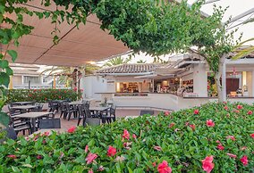 Golden Club Cabanas