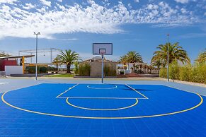 Golden Club Cabanas