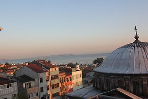 Alf Hotel