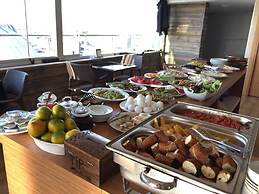 Alf Hotel