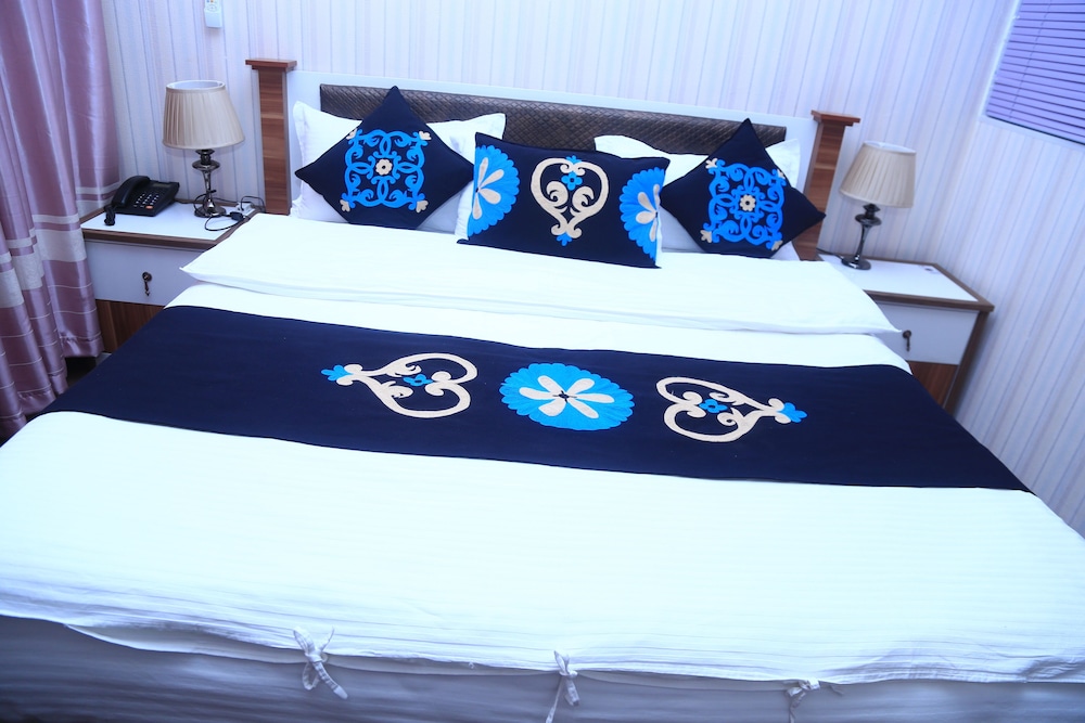 Rohat Hotel