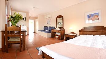 Mira Mare Hotel
