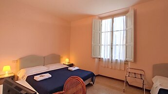 Hotel  Rita  Major