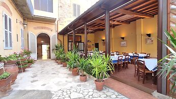 Hotel  Rita  Major
