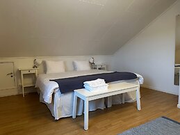 Trollhättans Bed and Breakfast
