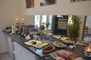 Apartment-Hotel
