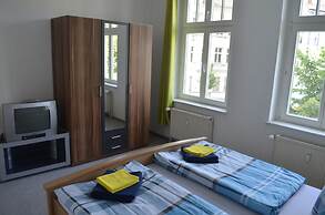 Apartment-Hotel