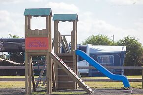Newperran Holiday Resort