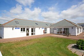 Newperran Holiday Resort
