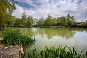 The Lakes Rookley Holiday Park