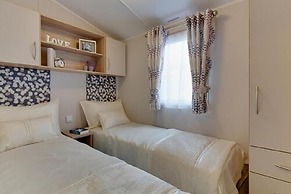 The Lakes Rookley Holiday Park
