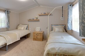 The Lakes Rookley Holiday Park