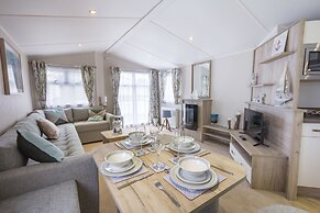 The Lakes Rookley Holiday Park