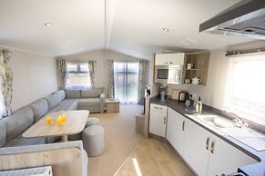 The Lakes Rookley Holiday Park