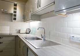 Silver Lining - Spottiswoode Apartment