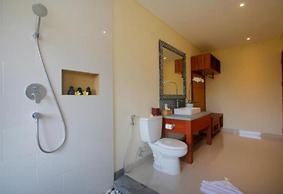 DLobong Suites Ubud