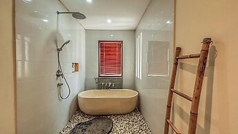 DLobong Suites Ubud
