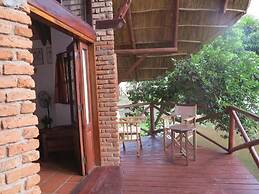 Simbamwenni Lodge and Camping