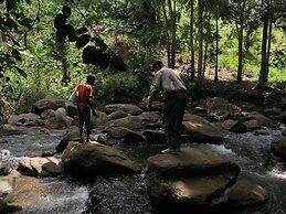 Simbamwenni Lodge and Camping