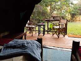 Simbamwenni Lodge and Camping